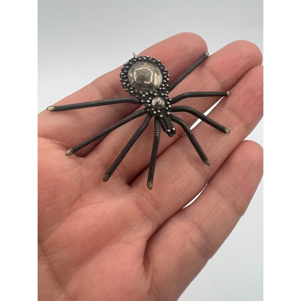 Vintage Spider Brooch Sterling Silver Insect Textured Coiled Pin Gothic Victoria - Picture 2 of 7